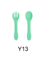 High Quality Natural 100 Food Grade Inventory Easy To Rinse Spoon Weaning Unbreakable Rubber Fork Dishwasher Safe Feeding Set (Option: Y13-Silicone fork spoon)