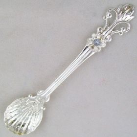 Creative Retro Pattern Alloy Stirring Dessert Spoon (Color: Silver)