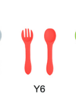 High Quality Natural 100 Food Grade Inventory Easy To Rinse Spoon Weaning Unbreakable Rubber Fork Dishwasher Safe Feeding Set (Option: Y6-Silicone fork spoon)