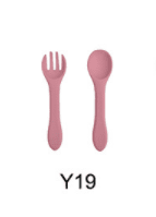 High Quality Natural 100 Food Grade Inventory Easy To Rinse Spoon Weaning Unbreakable Rubber Fork Dishwasher Safe Feeding Set (Option: Y19-Silicone fork spoon)